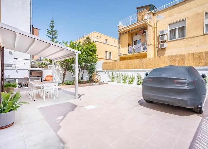 Oltremare, Patio, Two Steps From The Sea